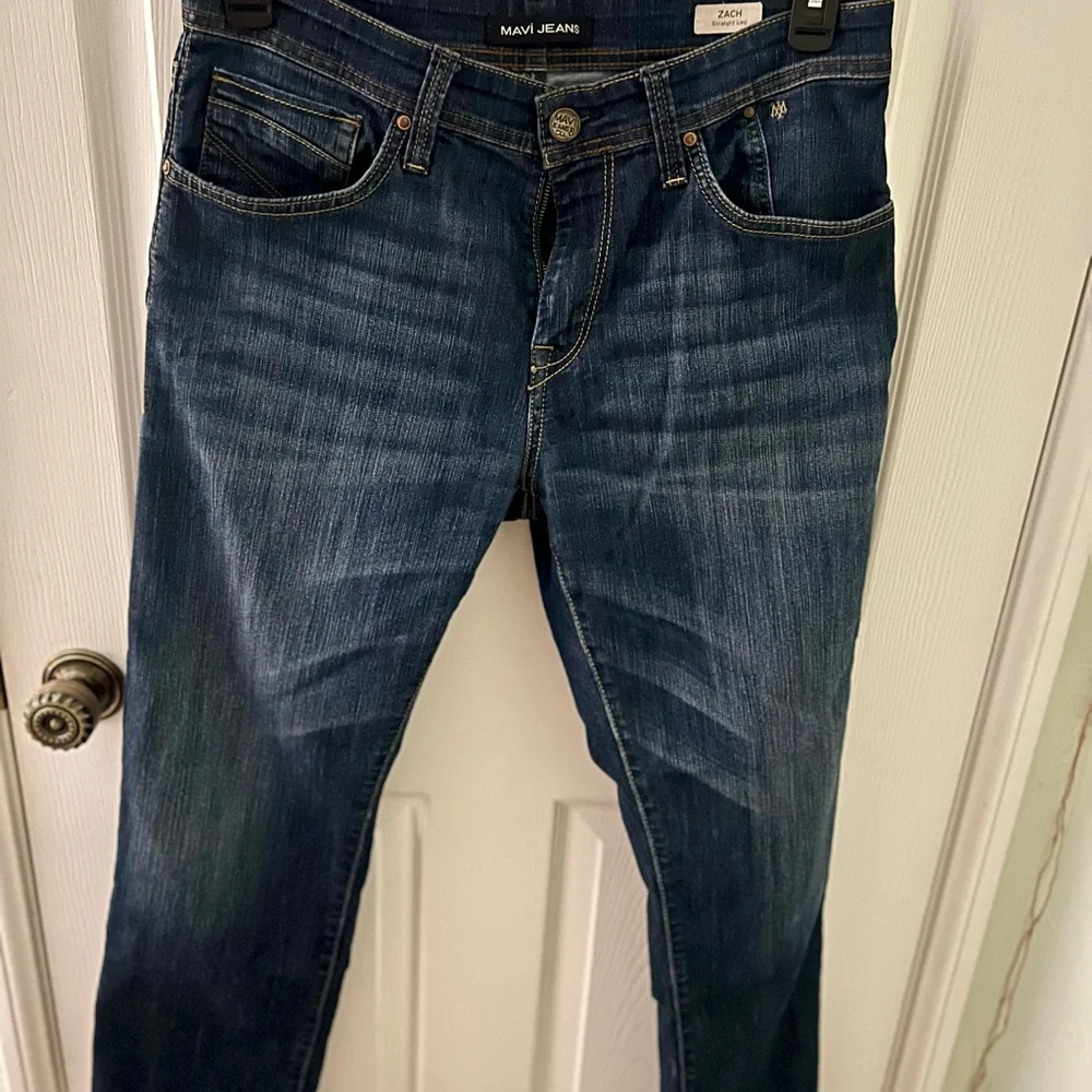 Mavi Blue Denim Men’s 32/32 Jeans with Detailed Accents Zach Straight Leg - Picture 1 of 9